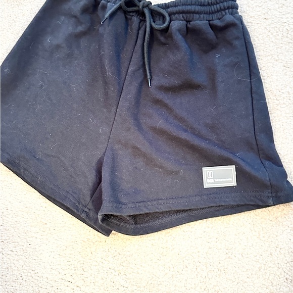 Black Drawstring Shorts - Picture 6 of 7